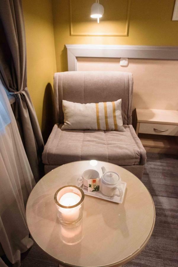 Hotel Ðakovo Eksteriør bilde